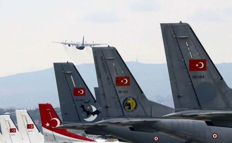 تفاصيل وصول طائرة شحن تركية تحمل مرتزقة تونسيين إلى ليبيا