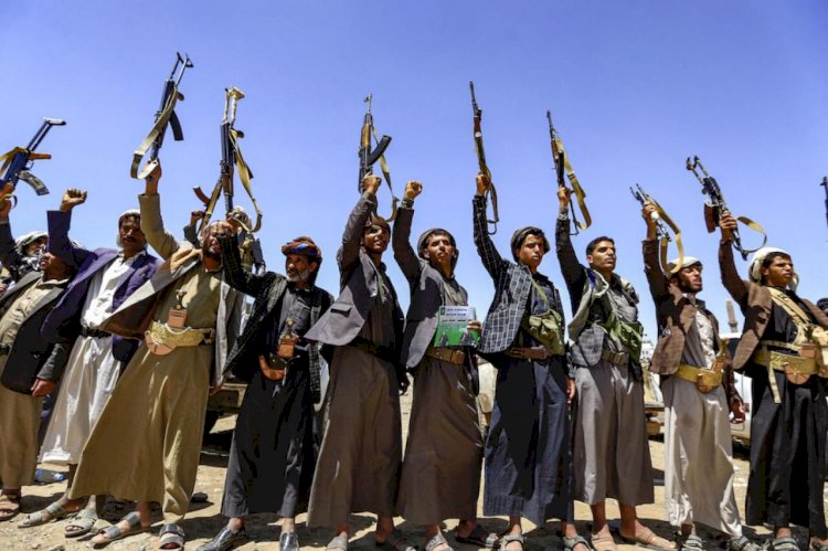 واشنطن بوست: أميركا  تدرس تصنيف الحوثيين 
