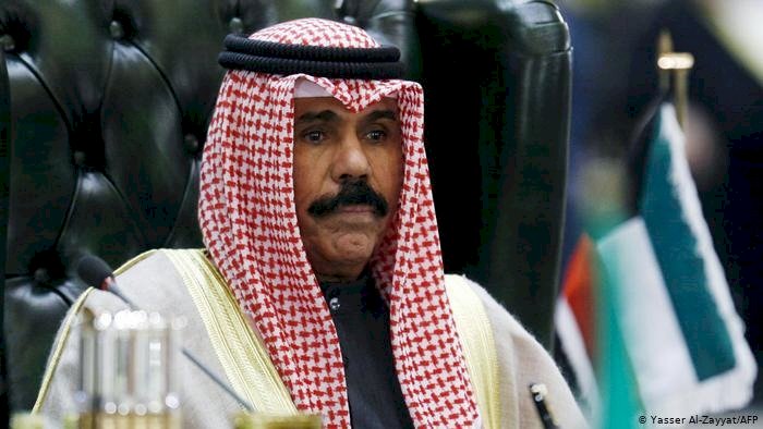 الشيخ نواف الأحمد... من هو أمير الكويت الجديد؟