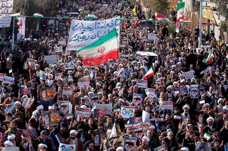 انتفاضة جديدة للشعب الإيراني ضدّ الملالي.. هل اقتربت النهاية؟