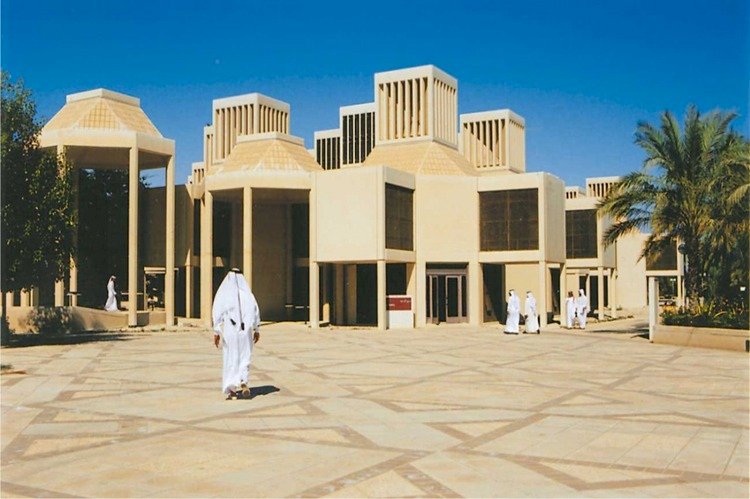 «كورونا» يضرب جامعة قطر.. واتهامات للحكومة بالتراخي
