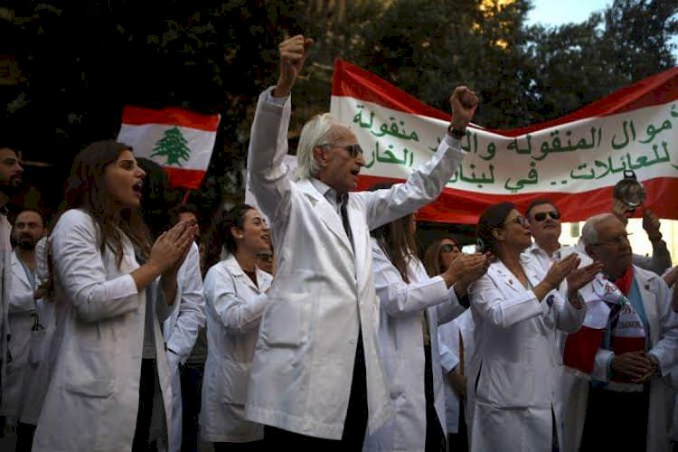 تسونامي وبائي في لبنان.. المستشفيات تستغيث واجتماع رئاسي استثنائي