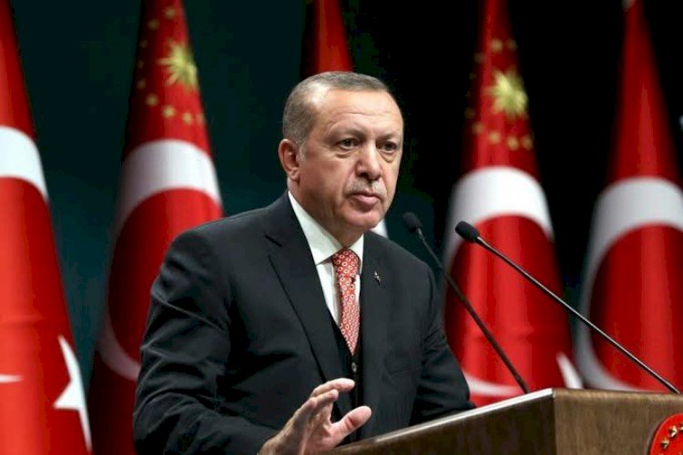 أردوغان يهدد الحريات وينتهك حقوق الإنسان بقانون التواصل الاجتماعي