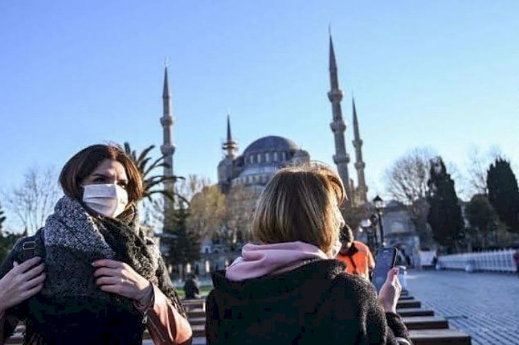 تركيا تحجب أخباراً صادمة عن استخدام أردوغان نساء الحزب في الدعارة