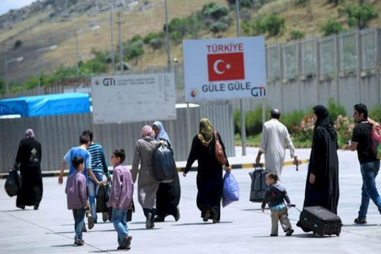 الترحيل أو الاغتيال .. مستقبل قاتم ينتظر اللاجئين السياسيين بتركيا