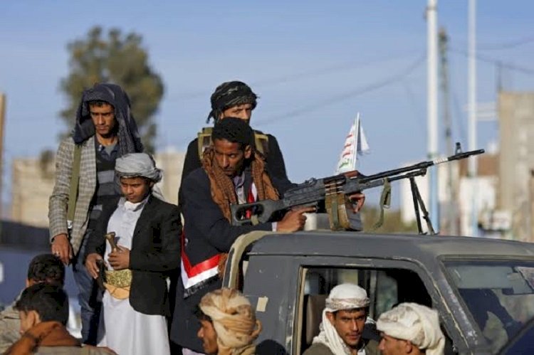 خبراء: عناصر ميليشيا الحوثيين يفرون من مأرب وعبدالملك الحوثي يبحث عنهم