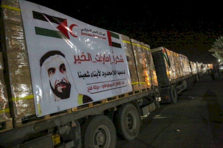 مساعدات الإمارات لا تتوقف.. وصول 40 ألف جرعة من لقاح كورونا لقطاع غزة