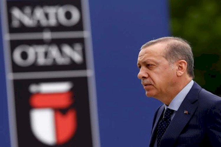 الناتو يحذر من عدائية أردوغان ويناقش الموقف التركي في اجتماعه
