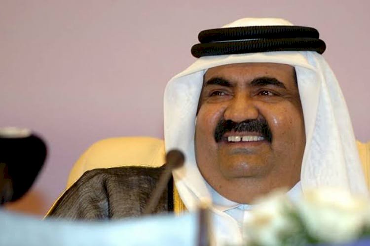 تسريب صوتي يكشف شراء أمير قطر السابق نوابًا كويتيين للإساءة للمملكة