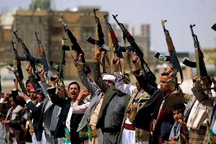بعد أعوام من المساعي الخفية.. هل تبدأ أميركا علاقات علنية مع الحوثيين؟