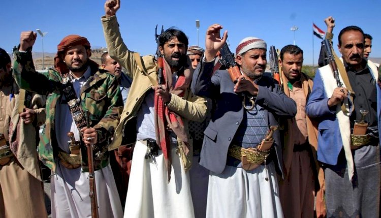 ألوية العمالقة يواصلون انتصاراتهم ضد الحوثيين في شبوة.. محللون يمنيون يكشفون خسائر الميليشيا الإرهابية
