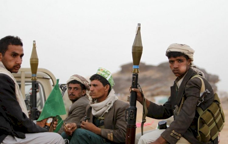 إرهاب الحوثي يزيد من إحباطات واشنطن.. وإدارة بايدن تُخطِّط لعقوبات