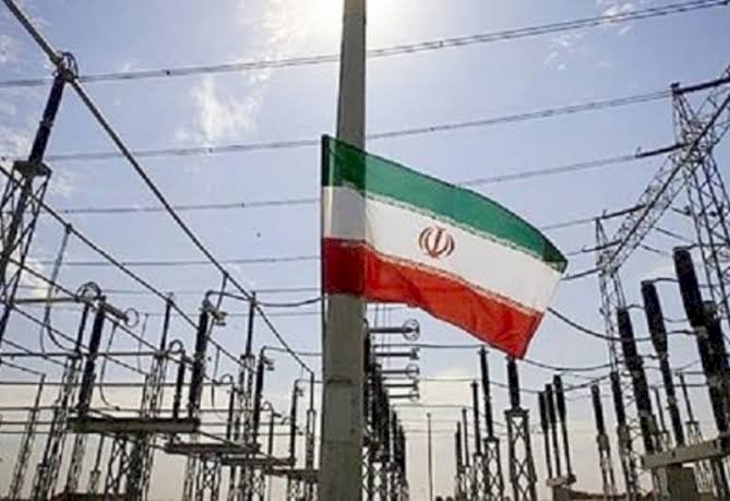 البرلمان الإيراني يرفع أسعار المياه 35% على المواطنين.. وانتقادات واسعة لمشروع الميزانية