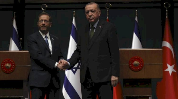 زيارة الرئيس الإسرائيلي إلى تركيا تكشف تناقضات أنقرة ومتاجرتها بالقضية الفلسطينية