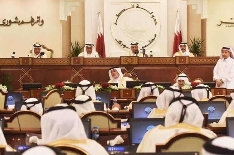 التضخم يضرب قطر.. واجتماعات الشورى تكشف تناقُض الحكومة