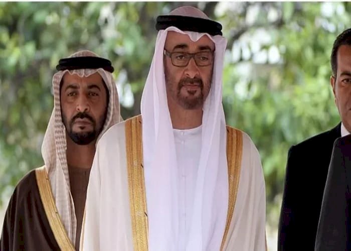 قصة نجاح.. كيف حوّل قادة الإمارات بلادهم من صحراء لقوة عالمية