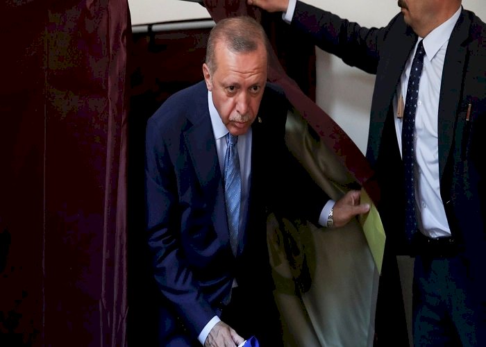 آخِر الأوراق.. أردوغان يحاول السيطرة على ليبيا وجعلها آخِر معاقل الإخوان