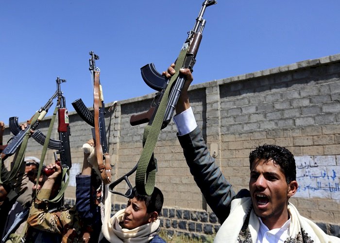 اليمن.. ميليشيا الحوثيّ تسرق الإمدادات الإنسانية وغضب أمميّ من تكرار جرائمهم