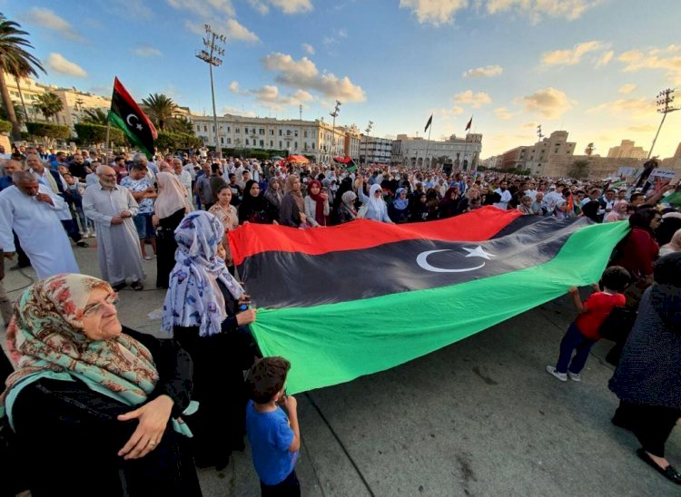 ليبيا.. اشتباكات دامية في طرابلس تهدد باندلاع حرب شاملة