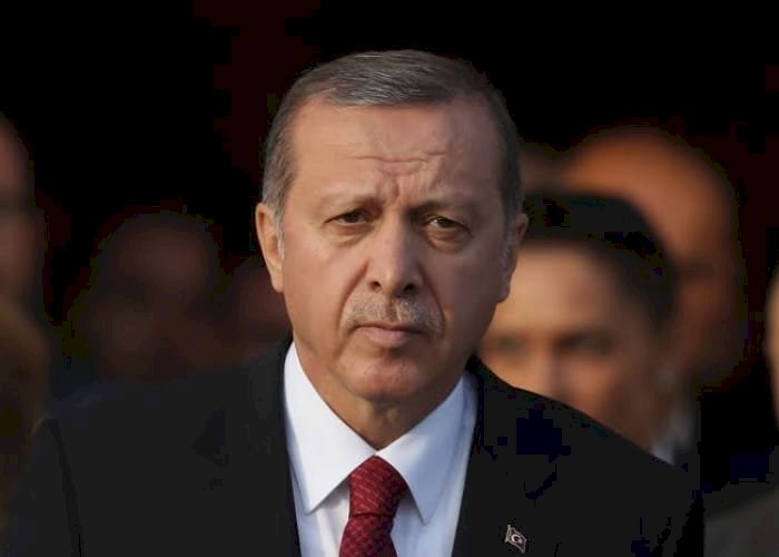 بعد كشف فساد دائرته المقربة.. هل يخسر أردوغان عرشه في الانتخابات المقبلة؟
