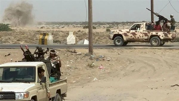 اليمن.. كيف يهدد تعاون الحوثي مع الإخوان والقاعدة استقرار المنطقة؟.. محللون يجيبون