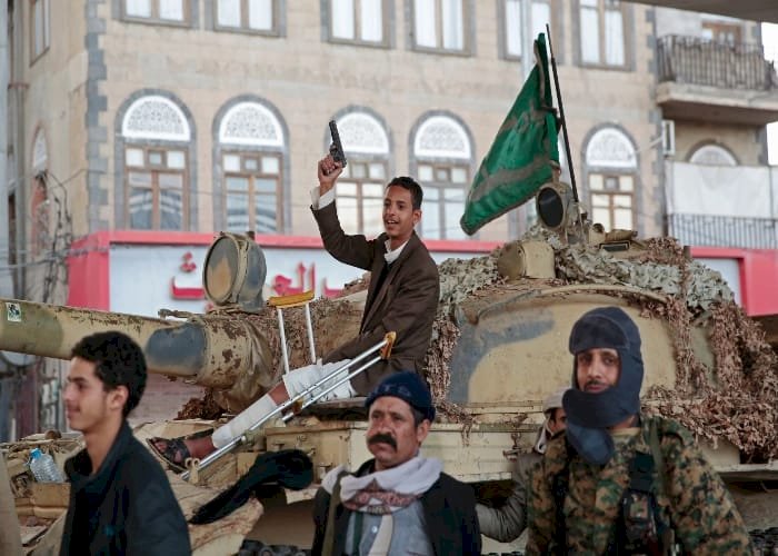 بحلقات العنف المتعددة.. الحوثيون يهددون استقرار اليمن الهشّ