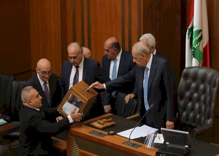 محاولة جديدة لرَأْب الصدع.. لبنان يسعى لانتخاب رئيس جديد