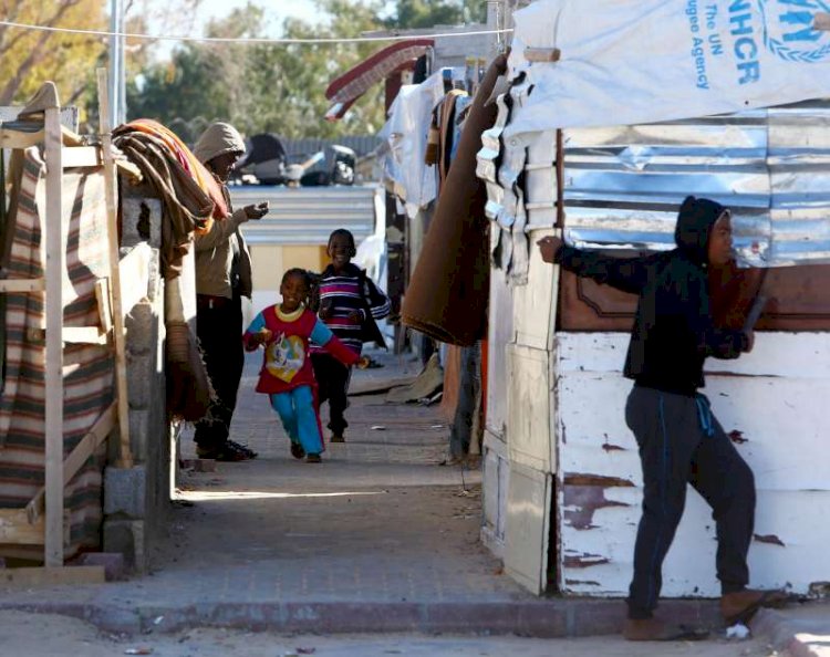اليتم والنزوح والفقر.. أطفال ليبيا ضحايا الإرهاب منذ أعوام