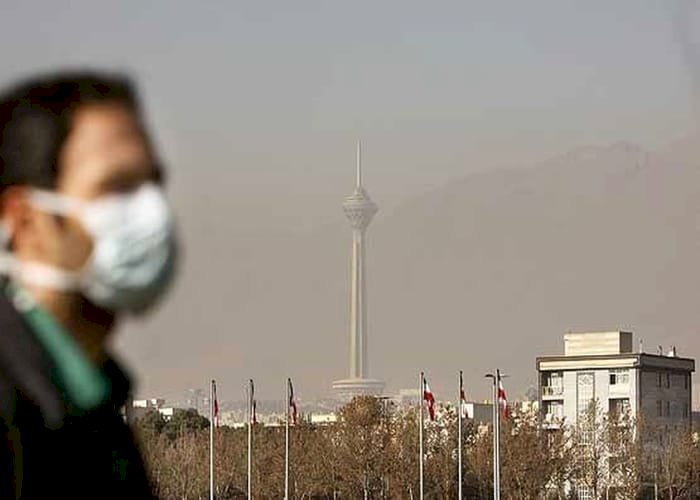 بعد فشل الحكومة في توفير الغاز الطبيعي.. الضباب الدخاني السام يخنق الإيرانيين