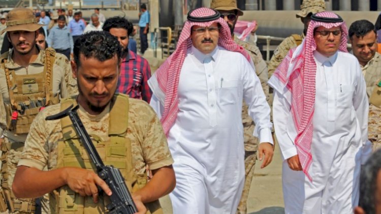 دلالات زيارة السفير السعودي ميليشيا الحوثي في صنعاء