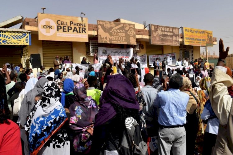 كارثة إنسانية.. عمال اليومية في السودان رهائن بمنازلهم بسبب الحرب