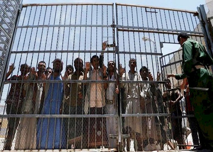 جرائم ضد الإنسانية.. عملية تبادُل الأسرى كشفت تعذيب الحوثيين للمعتقلين