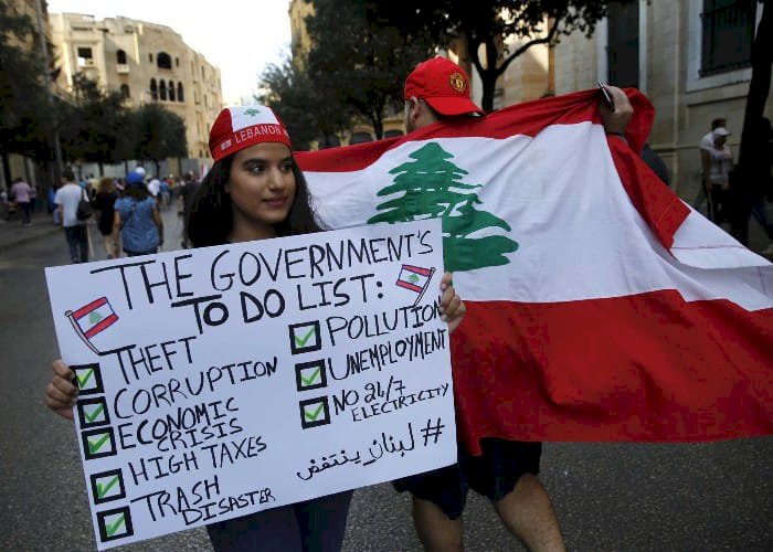 للخروج من الأزمة.. مساعٍ عربية وأوروبية للقضاء على الفساد في لبنان واختيار رئيس