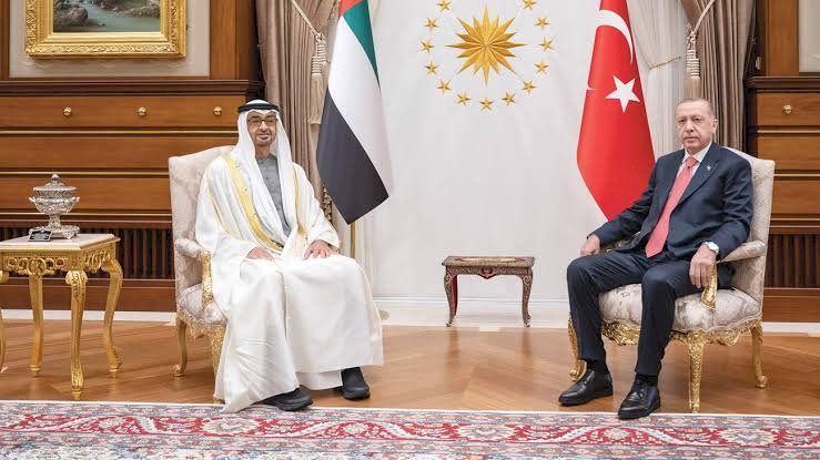 العلاقات الإماراتية التركية في ظل التقارب قوية.. خليجيون يوضحون