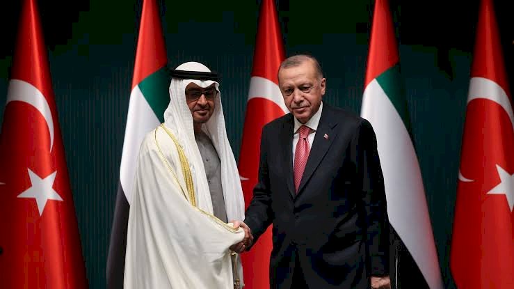 الإمارات وتركيا.. كيف تُطور البلدان التعاون العسكري والدفاعي بينهما؟