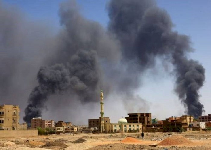 غلق جديد للمجال الجوي السوداني وإخلاء عاجل للمنازل في دارفور