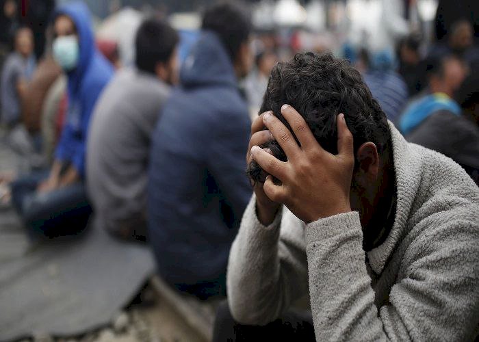 بعد تغيير سياسة وزارة الداخلية.. اللاجئون العرب يواجهون التشرد والترحيل في بريطانيا