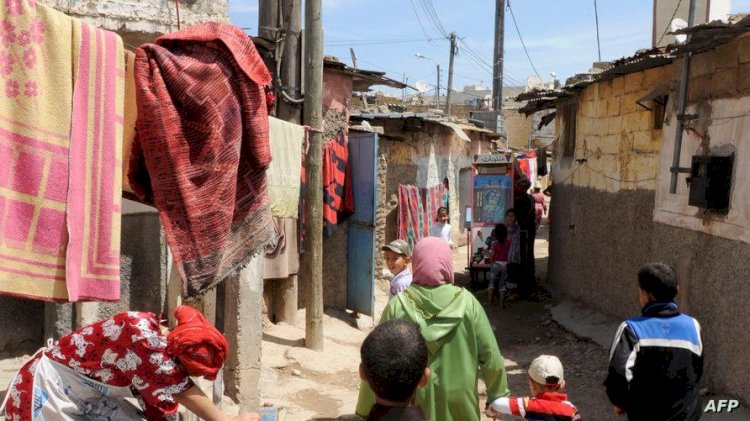 كيف تواجه المغرب الأزمات الناتجة عن  الفقر المنتشر ودعم المواطنين؟