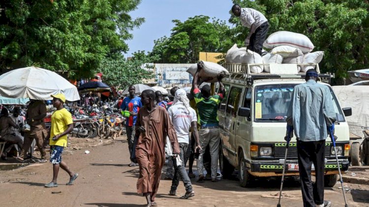 تصاعد التوترات.. هل تستعد فرنسا للتدخل العسكري في النيجر؟