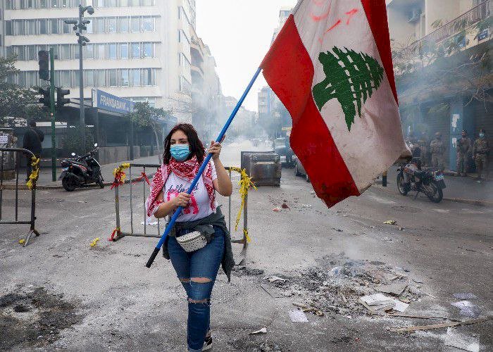 رحلة الانهيار.. سيناريوهات قاتمة تنتظر لبنان مع تفاقم الأزمة الاقتصادية