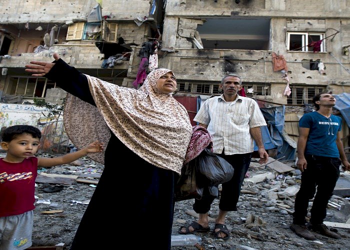 بقيادة مصر والإمارات.. العرب يتحدون لإنقاذ سكان قطاع غزة من أكبر أزمة إنسانية
