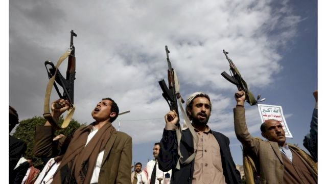الولايات المتحدة تعاقب الحوثي.. ما تداعيات القرار؟