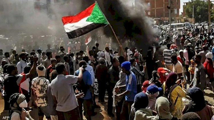 محلل سوداني: عناصر تنظيم الإخوان المسؤول الأول عن الحرب الدائرة بين الجيش والدعم السريع
