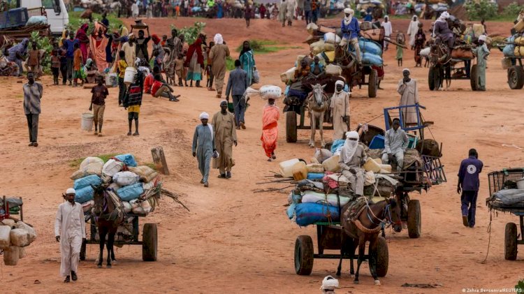 السودان في قلب العاصفة.. تسجل رقمًا قياسيًا للنازحين حول العالم