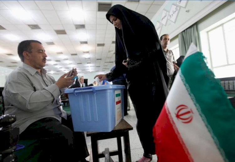 ما هو الجدول الزمني للانتخابات الرئاسية المبكرة في إيران؟