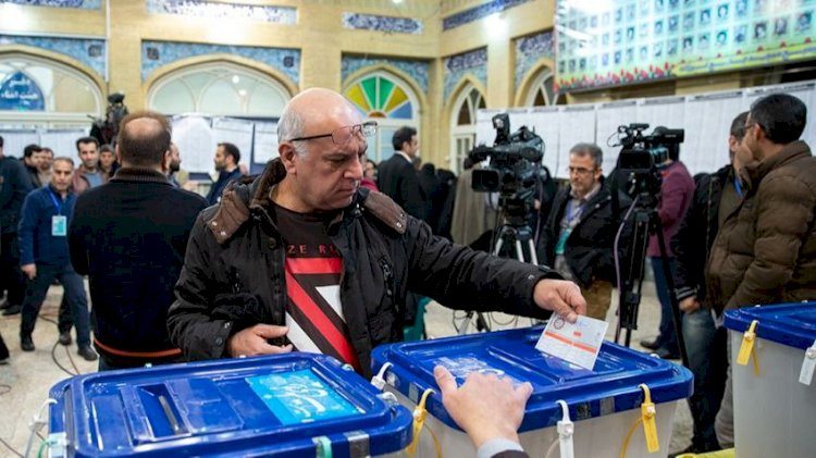 تحولات مفاجئة في السباق الرئاسي الإيراني بعد انسحاب مرشحين.. وخبراء: خطوة لتعزيز الوحدة