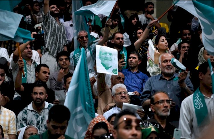واشنطن بوست: انطلاق الانتخابات الإيرانية وسط رفض شعبي لعودة المتشددين