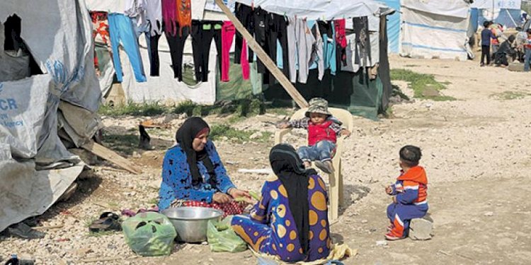 على دروب النزوح.. انهيار الأمن يفاقم معاناة السوريون في حلب