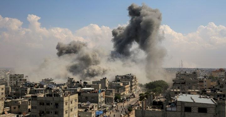 إسرائيل تُصعّد في غزة: خطة لاحتلال المدينة وحصار شامل يُلوح في الأفق