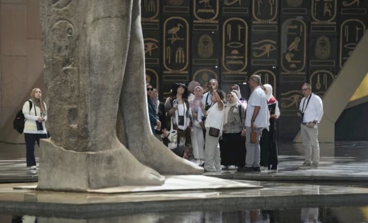 من رمسيس إلى خوفو.. كنوز الفراعنة تتألق في المتحف المصري الكبير